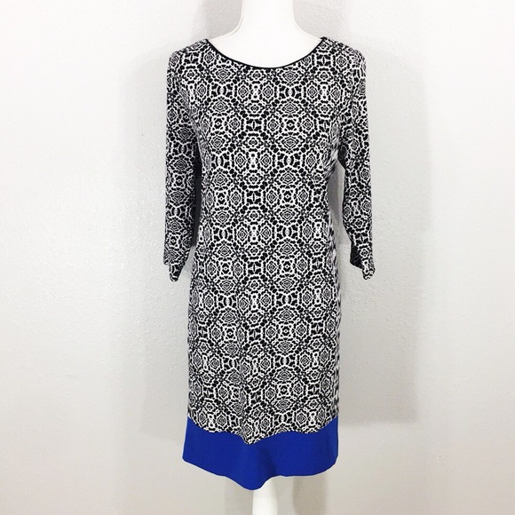 Peter Nygard Dresses & Skirts - Peter Nygard petite printed shift dress